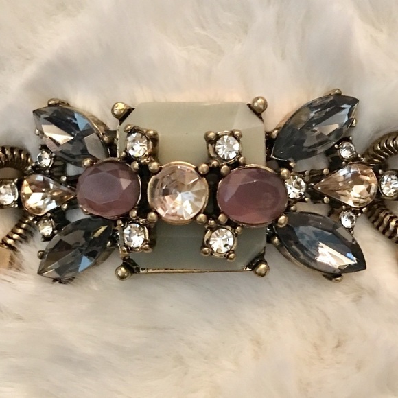 Retro Style Flower Bracelet Pink Grey One Size - Picture 2 of 8